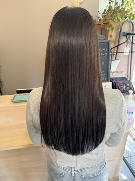 スアバイキキ(SuA by kiki.) 黒髪カタログ/ボブルフ/ネビージュ/ワンレン/小顔スタイル[千葉]