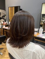 アルター(aL ter)&nbsp;ミディアムレイヤー［黒髪/ボブルフ/ネビージュ/小顔/ワンレン］