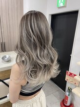 《デザインカラー》周りと被りたくない方もオンリーワンのdesignをお創り致します◎［ブリーチ/Wカラー］