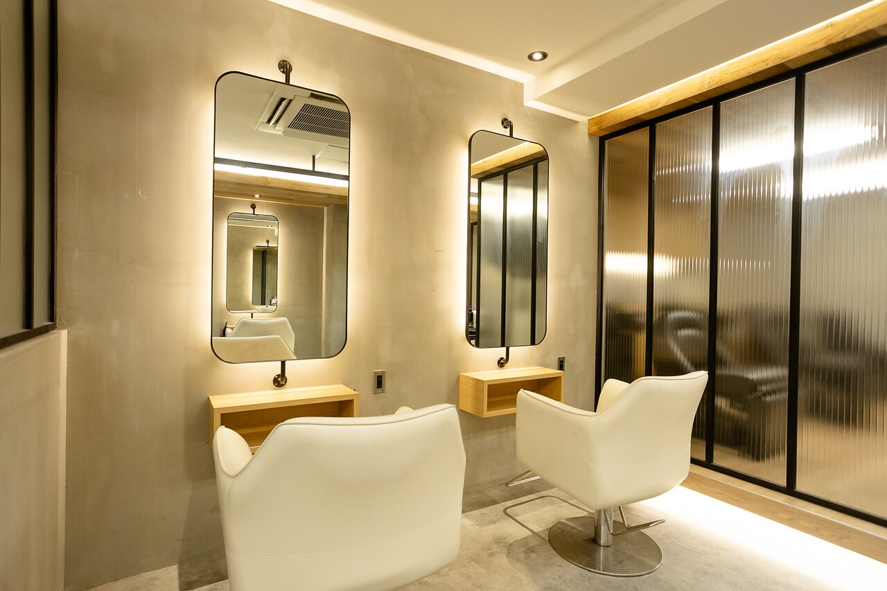 アーサス バイ ヘッドライト 府中店(ursus by HEADLIGHT