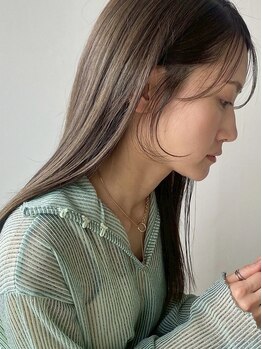 コエ(koe')の写真/《koe's natural straight.》