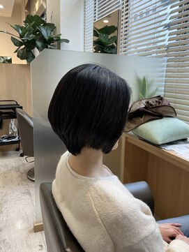 ウイバイファースト(u'i by first) シンプルボブスタイル