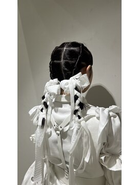 サニーズ(SUNNY'S by CONKS) タイトツイン×レイヤードリボンアレンジ