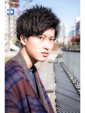 ジェイド(Jade) ワイルドバングショート