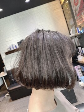 カノンヘアデザイン(Kanon Hair design) 簡単スタイリング/大人かわいいワンカールレトロボブ/アッシュ