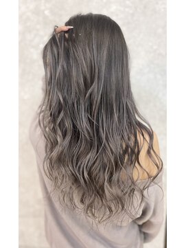 ラビス 浦和(Lovis) デザインカラー/レイヤーカット/ウェットヘア/夏のヘアアレンジ