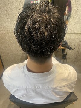 リンダイーロ(Linda Hiro) 【札幌円山　メンズパーマ/メンズヘア/ビジネスマン】