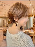 #小顔ショート　#くびれショート #イルミナカラー