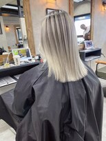 サニー 渋谷(SUNNY)&nbsp;バレイヤージュ、ハイライト、グレーベージュ、レイヤーカット