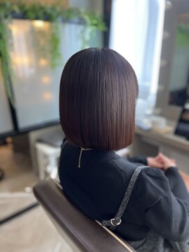 アールサロン アオヤマ(Rr SALON AOYAMA) 艶ボブ