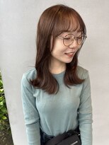 ヨンド(yond)&nbsp;くびれミディアムオリーブベージュ顔まわり前髪群美太田