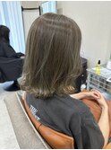 オリーブグレージュでハイライト【横浜/横浜駅】