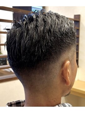 アジアンヘアー(ASIANHAIR) フェードカット&パーマ