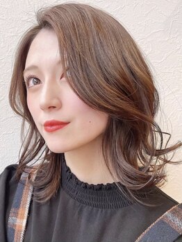 ブローチェアヴェダの写真/本物志向の方に人気のAVEDA。ライフスタイルに合わせトレンドを取り入れた再現性の高いスタイルをご提案◇