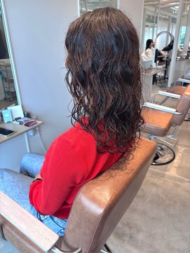 センスオブワンダー(SENSE OF WONDER) くせっ毛風ミディアムパーマ