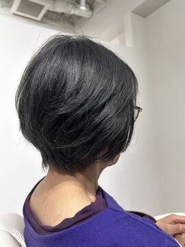 大人ショートボブ