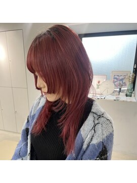 ニコ シモノセキ(NIKO Shimonoseki) 【NIKO】 レイヤーカット／ウルフカット／ロングウルフ/姫カット