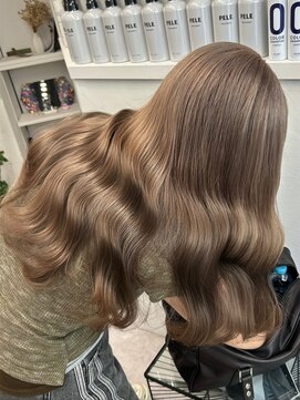 ペレ 渋谷(PELE) イメチェン/ピンクベージュ/アンブレラカラー/前髪/渋谷