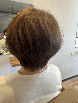 レジェ(LEGE) ふんわりショートボブ[くびれボブ/小顔ショート/白髪活かし]森