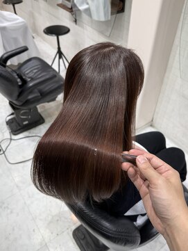 サロンドボーテキリコ(SALON DE BEAUTE KIRIKO) ミディアム × メテオカラー