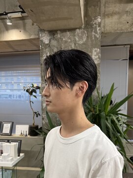 リラクオーレメンズ(LIRA CUORE men's) シャドウパーマ/メンズ縮毛矯正/毛流れセンターパート
