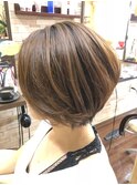 ショート前下がりボブ