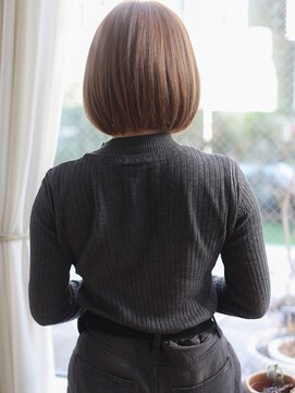 マイラ 銀座(myla) 透け感大人可愛い小顔ミルクティーベージュブラウンひし形ボブ