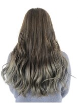 アグ ヘアー ポライト 会津若松店(Agu hair polite)&nbsp;《スタイリスト矢浪》シルバーカーキの裾グラデーション