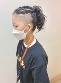 刈り上げミディアム // コーンロウ風 × ポニーテール