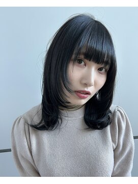 エフ(ef.) フェイスレイヤー／ミディアムウルフ／ウルフ