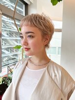 ビファインクーアヴェダ(Be fine coo AVEDA) ハイトーンベリーショート ホワイトベージュ