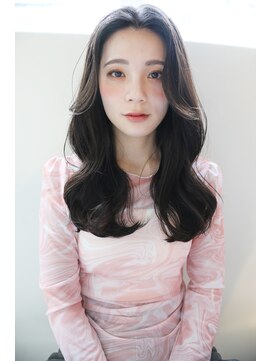 フィガロ ミーナ 東生駒店(FIGARO MINA) 2025 センターパートロングウェーブ【イメチェン/美髪】