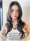 ロング顔周りレイヤー韓国ヘア暗めカラー_F20626