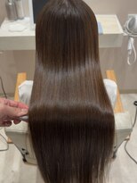 ロエ(LOE)&nbsp;髪質改善ストレート×レイヤーカット/オリーブベージュ/縮毛矯正