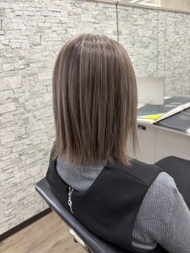 グレージュ×デザインカラー