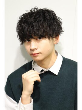 リップス 心斎橋(LIPPS) 【強めスパイラル】前下がりマッシュ