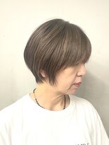 カラフェ(carafe)&nbsp;白髪ぼかし　ショートボブ　髪質改善カラー　マンツーマン
