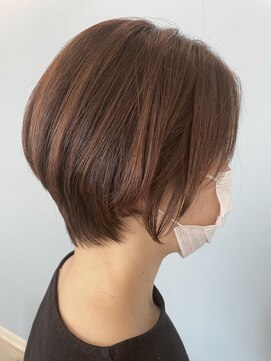 ヘアメイク カーロデュエ(Hair Make caro due) くびれショート