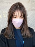 グレージュカラーのシースルーミディアム