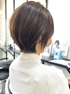 カンナ(CANNA) 【CANNA】少しのカットで劇的変化!大人の丸みショートボブ★