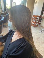 バルス(BLS)&nbsp;秋の定番オリーブ【髪質改善/デザインカラー】