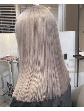 ペレ 栄店(PELE) ホワイトベージュ