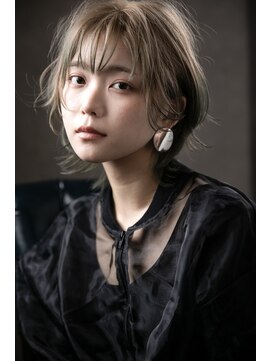 シーン(sCene) ★sCene★ ニュアンスブロンドショート 下防