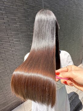 フリージア(freesia) 艶髪ロング/髪質改善トリートメント/30代40代50代