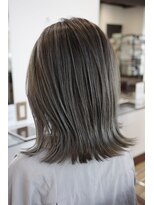 バルールバイおしゃれ泥棒(Valeur by) 外はねスタイリング(ハイライトグレージュ)