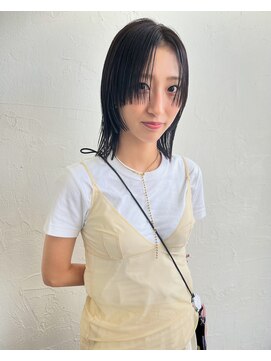 シーク(seek) 【seek菜月】ステップカットミディアム【長野 松本】