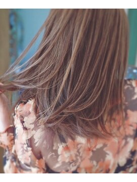 ルッソリベラ 池袋(Lusso libera) ツヤ髪カラー　メルティブラウン◎30代40代50代