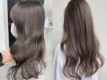 【赤みを抑えた透明感。肌まで綺麗に見せるグレージュ】［ケアブリーチ/ブリーチなしカラー］原宿駅/渋谷駅