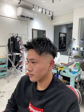 キューカンバー(CUCUMBER) メンズ【スキンフェード×ジェットモヒカン】