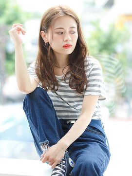 クラン(CLAN) 大人可愛いセンターパート